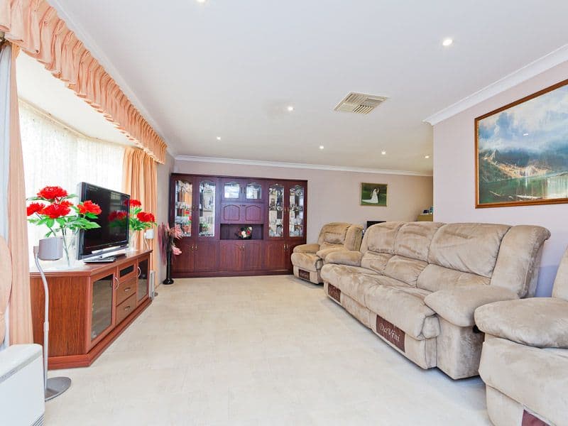 8  Jurien Way, THORNLIE WA 6108, Thornlie - Thumbnail 3