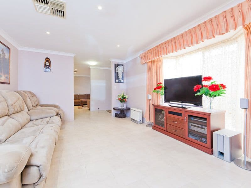 8  Jurien Way, THORNLIE WA 6108, Thornlie - Thumbnail 5