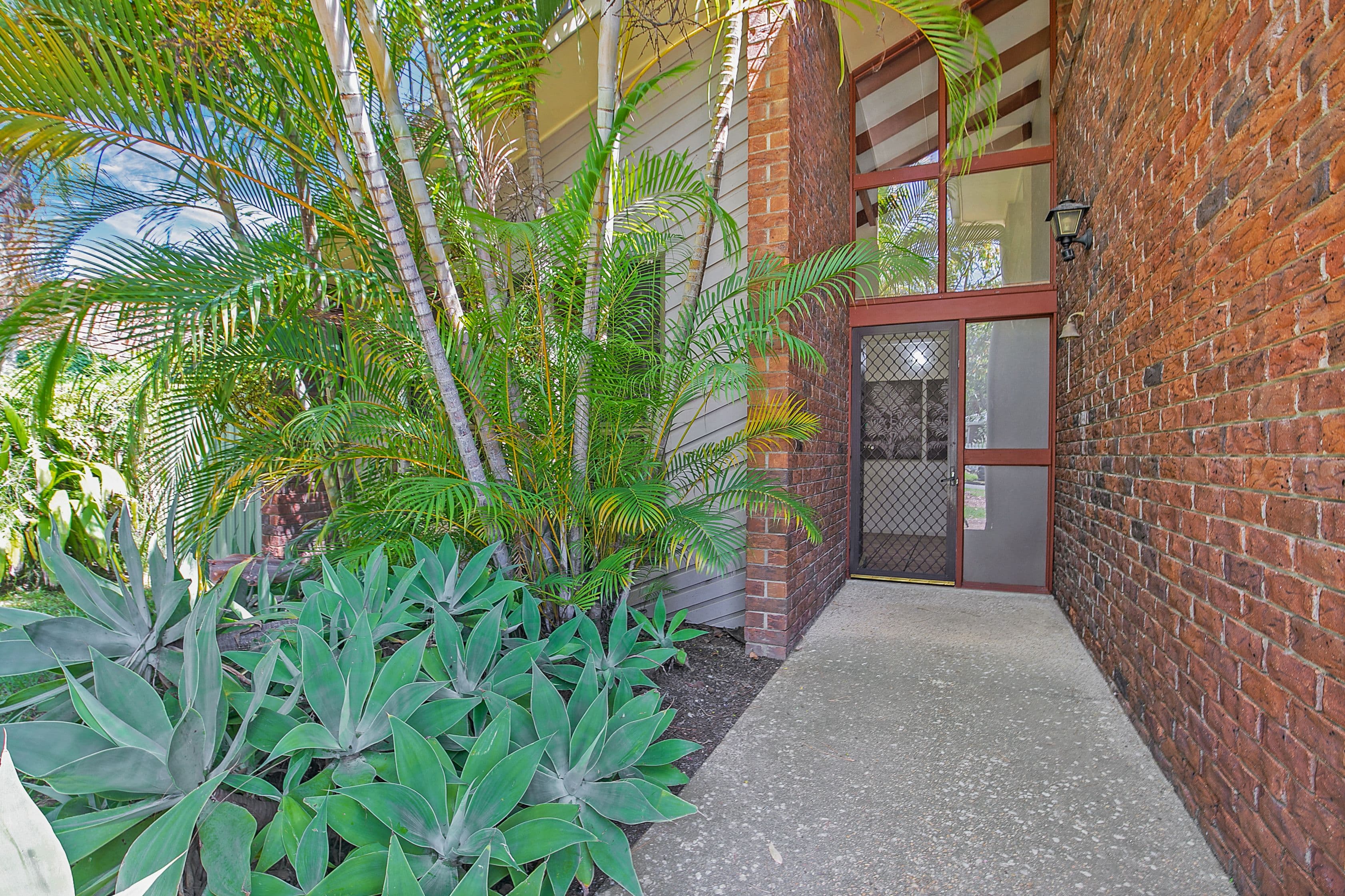 19 Plymstock Street, Alexandra Hills QLD 4161, Alexandra Hills - Thumbnail 2