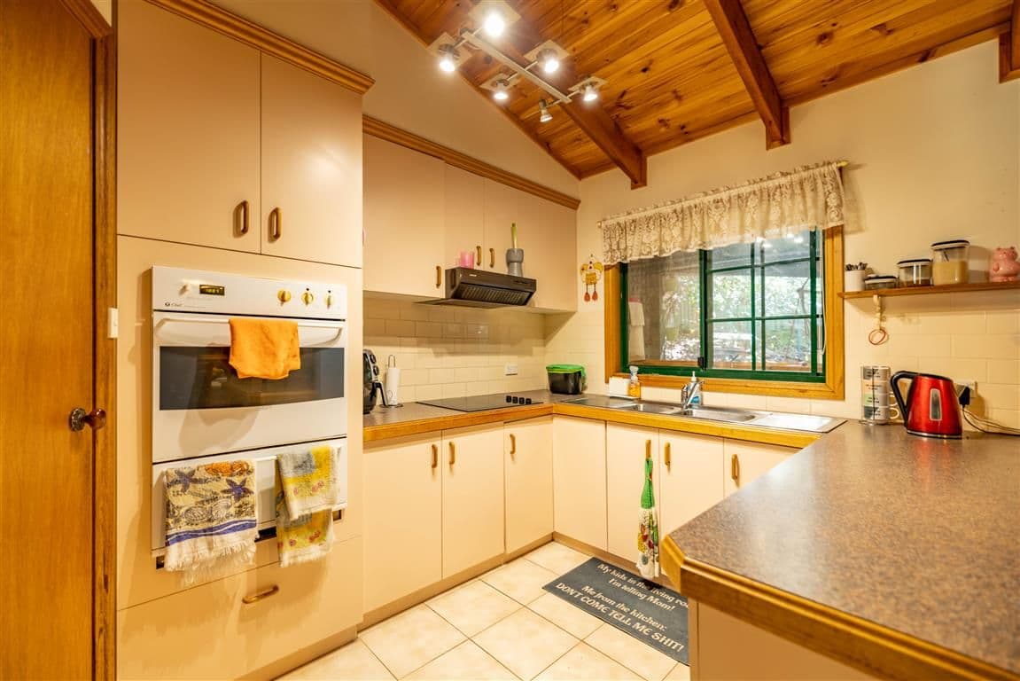 72 Carey Street, Tumut NSW 2720, Tumut - Thumbnail 2