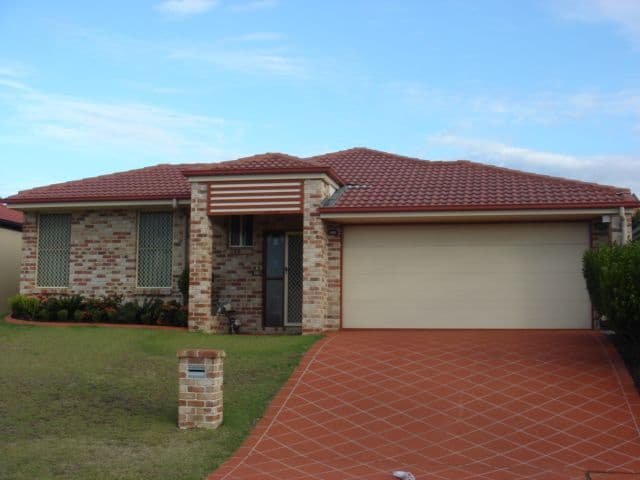 10 Woodglen Street, KURABY QLD 4112, Kuraby - Image 1