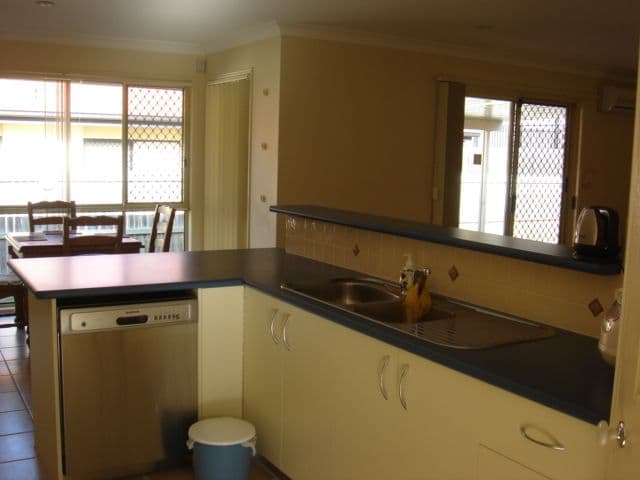 10 Woodglen Street, KURABY QLD 4112, Kuraby - Thumbnail 7
