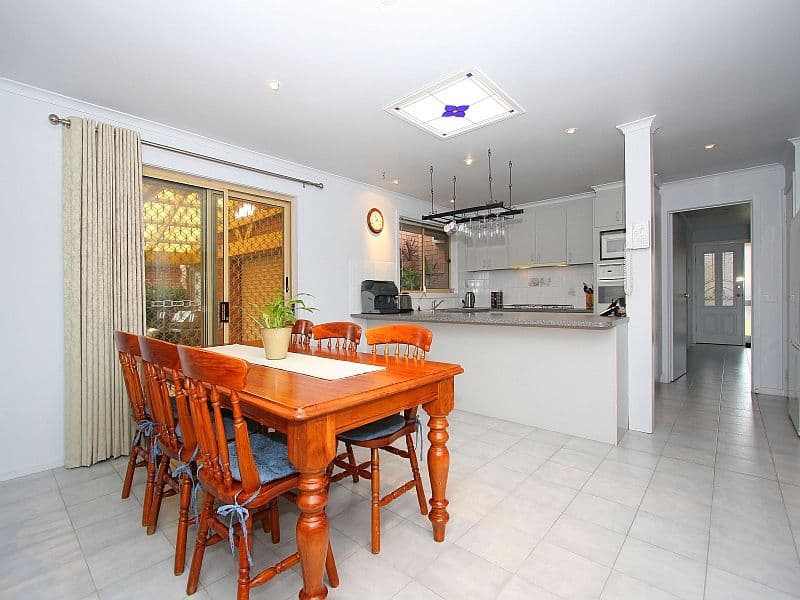 14 Callan Court, MILL PARK VIC 3082, Mill Park - Thumbnail 3