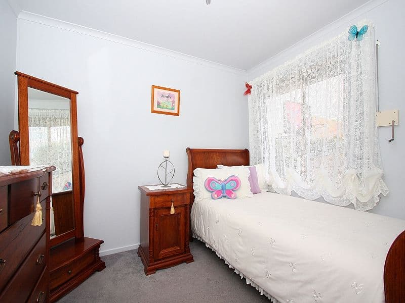 14 Callan Court, MILL PARK VIC 3082, Mill Park - Thumbnail 6