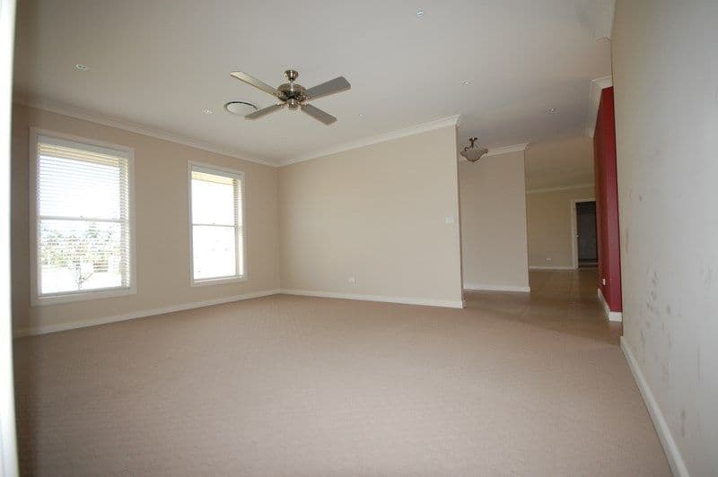 24 Northgrove Drive, GRIFFITH NSW 2680, Griffith - Thumbnail 4