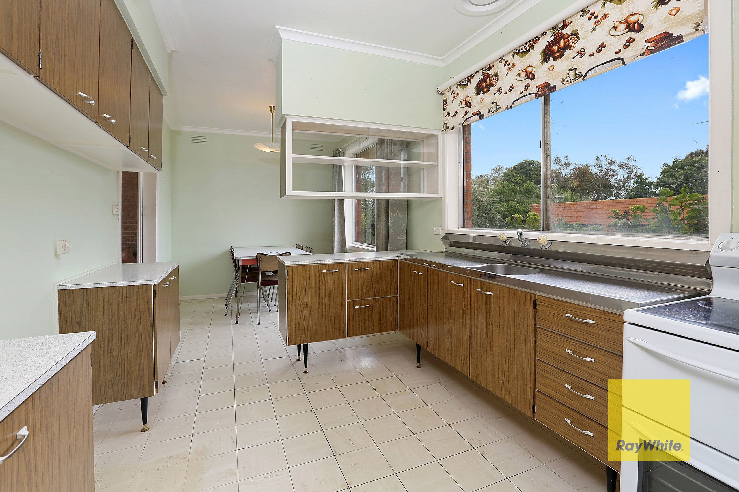 35 Cuthbert Avenue, Highton VIC 3216, Highton - Thumbnail 4
