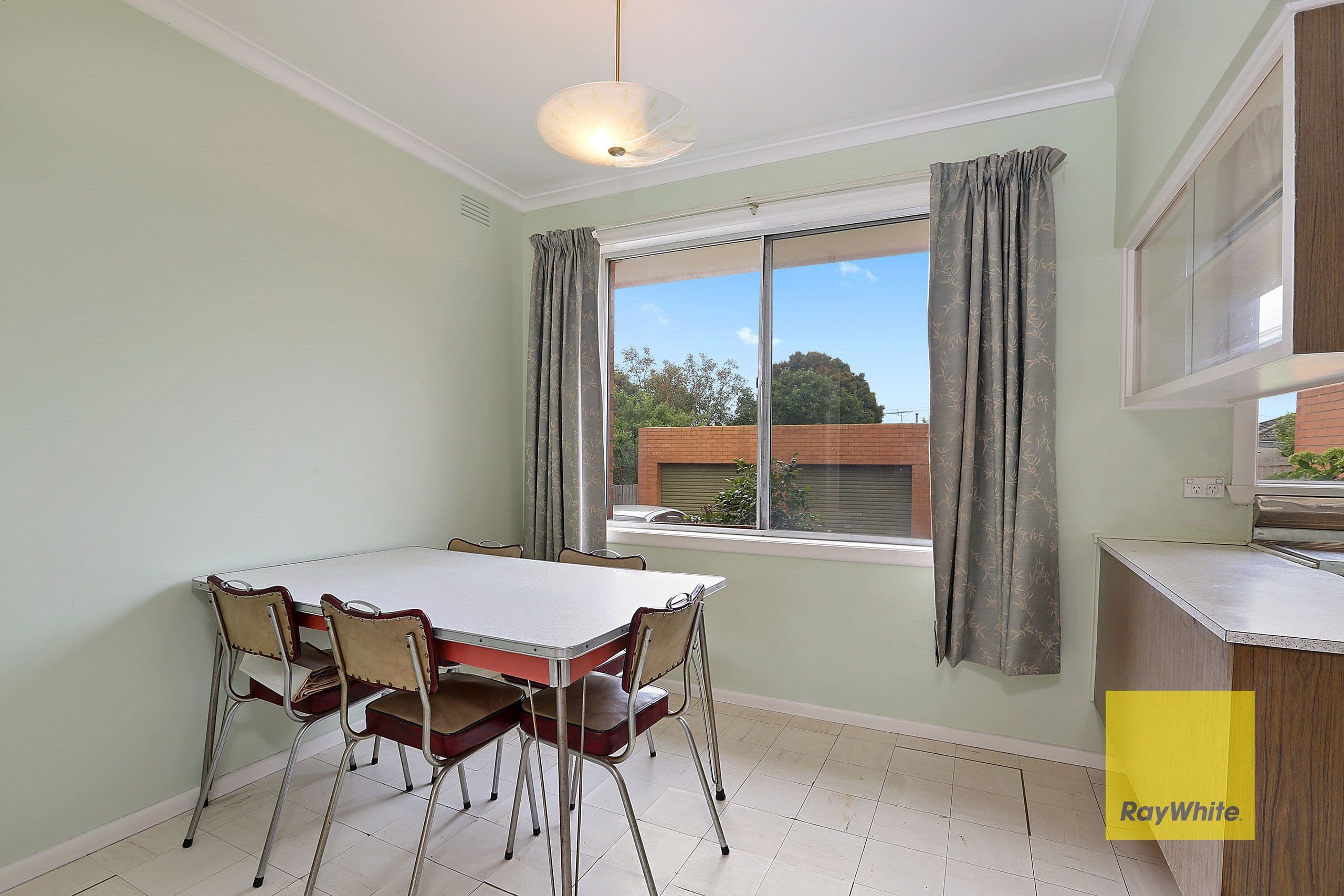 35 Cuthbert Avenue, Highton VIC 3216, Highton - Thumbnail 5