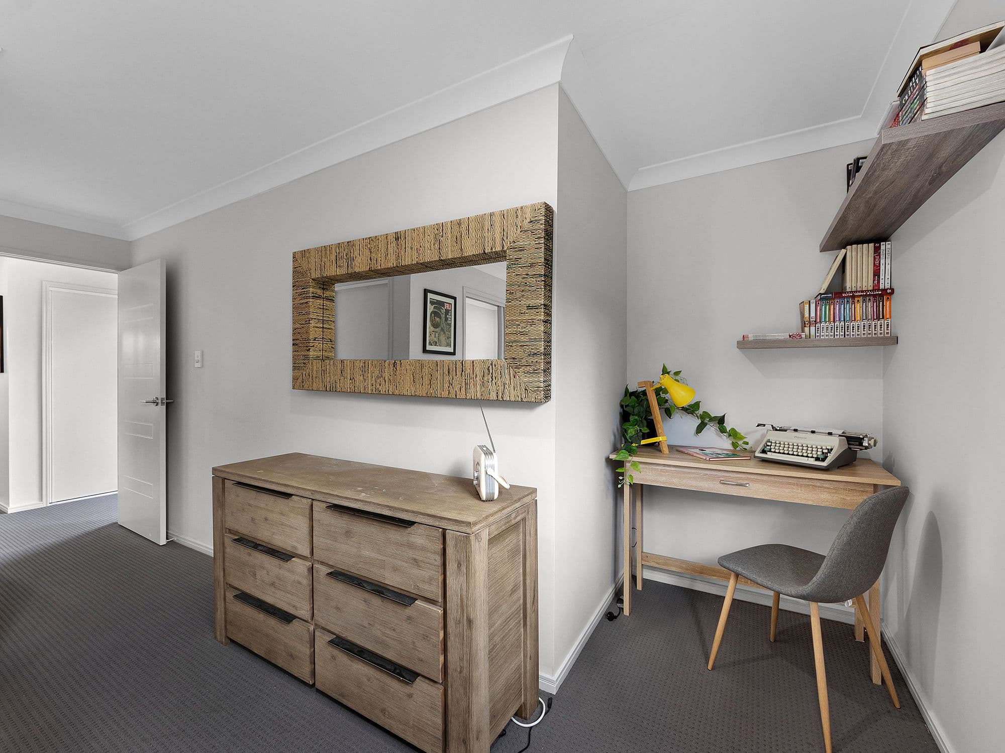 25 Saint Andrews Drive, Leichhardt QLD 4305, Leichhardt - Thumbnail 8
