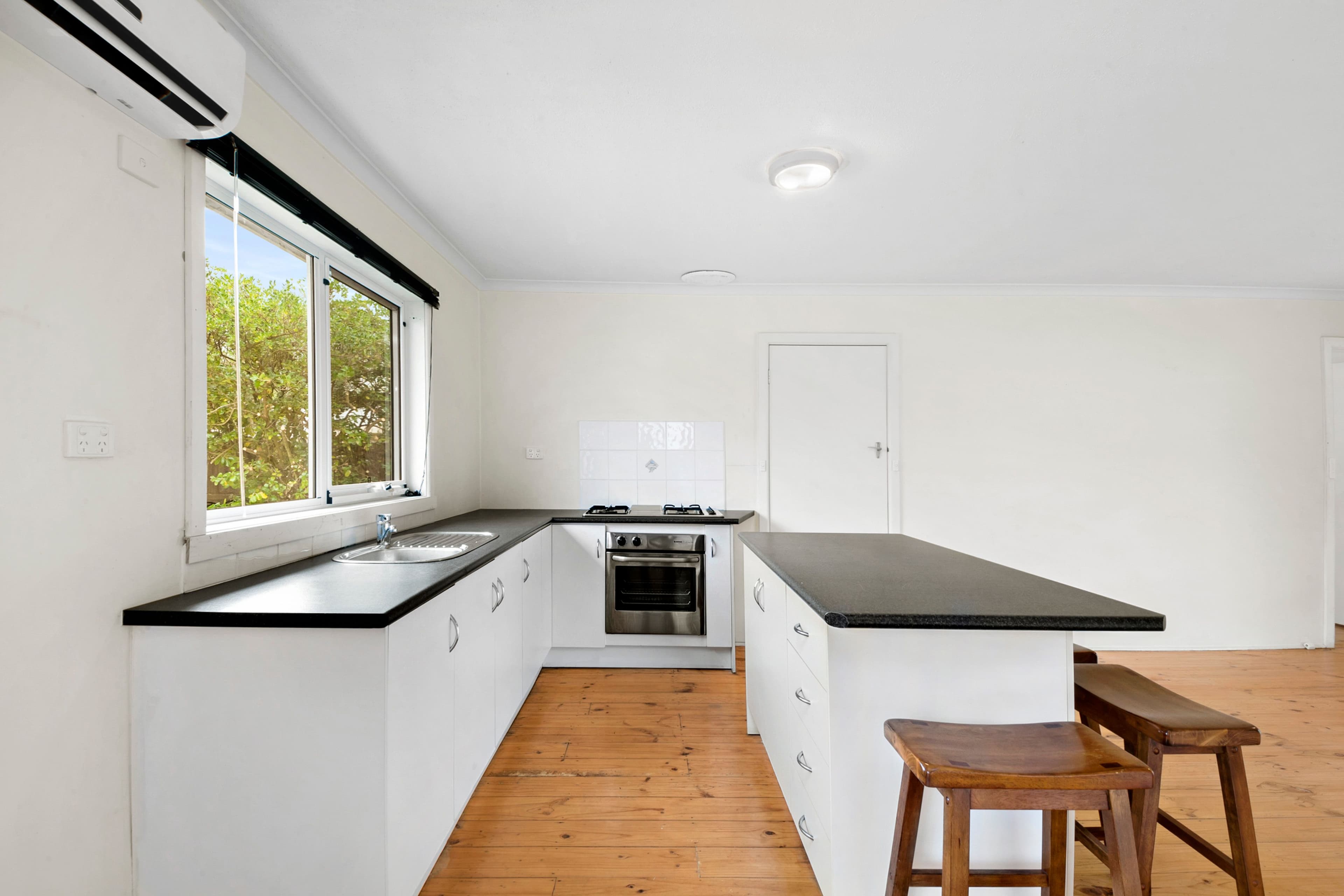 22 Clyde Road, Safety Beach VIC 3936, Safety Beach - Thumbnail 3