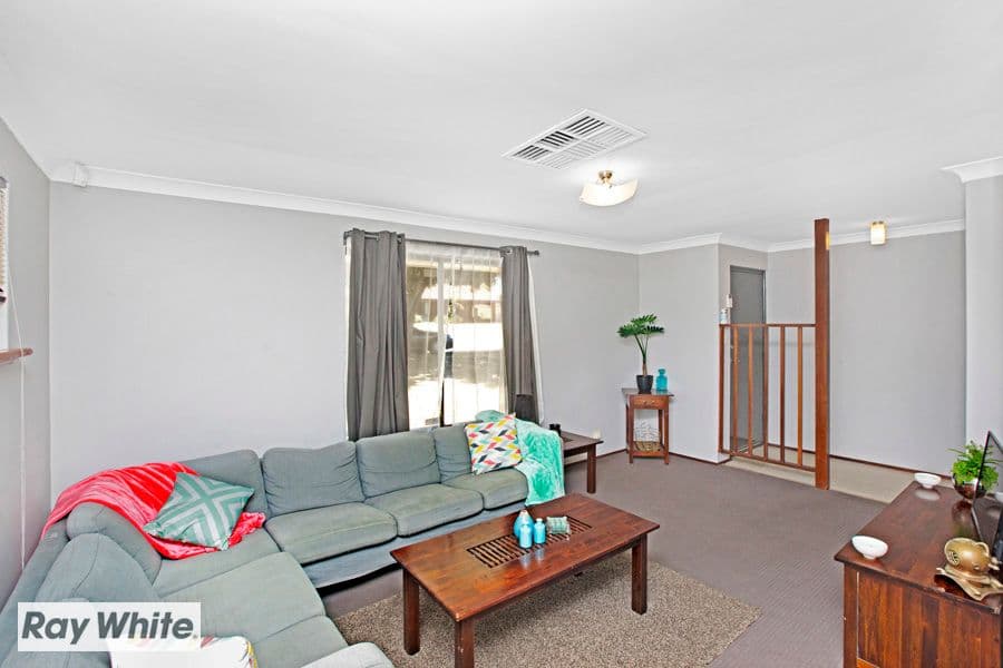 19 Allinson Drive, Girrawheen WA 6064, Girrawheen - Thumbnail 4