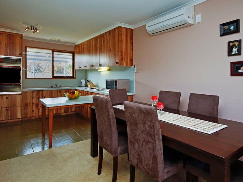 18 Pinecrest Drive, HIGHTON VIC 3216, Highton - Thumbnail 4