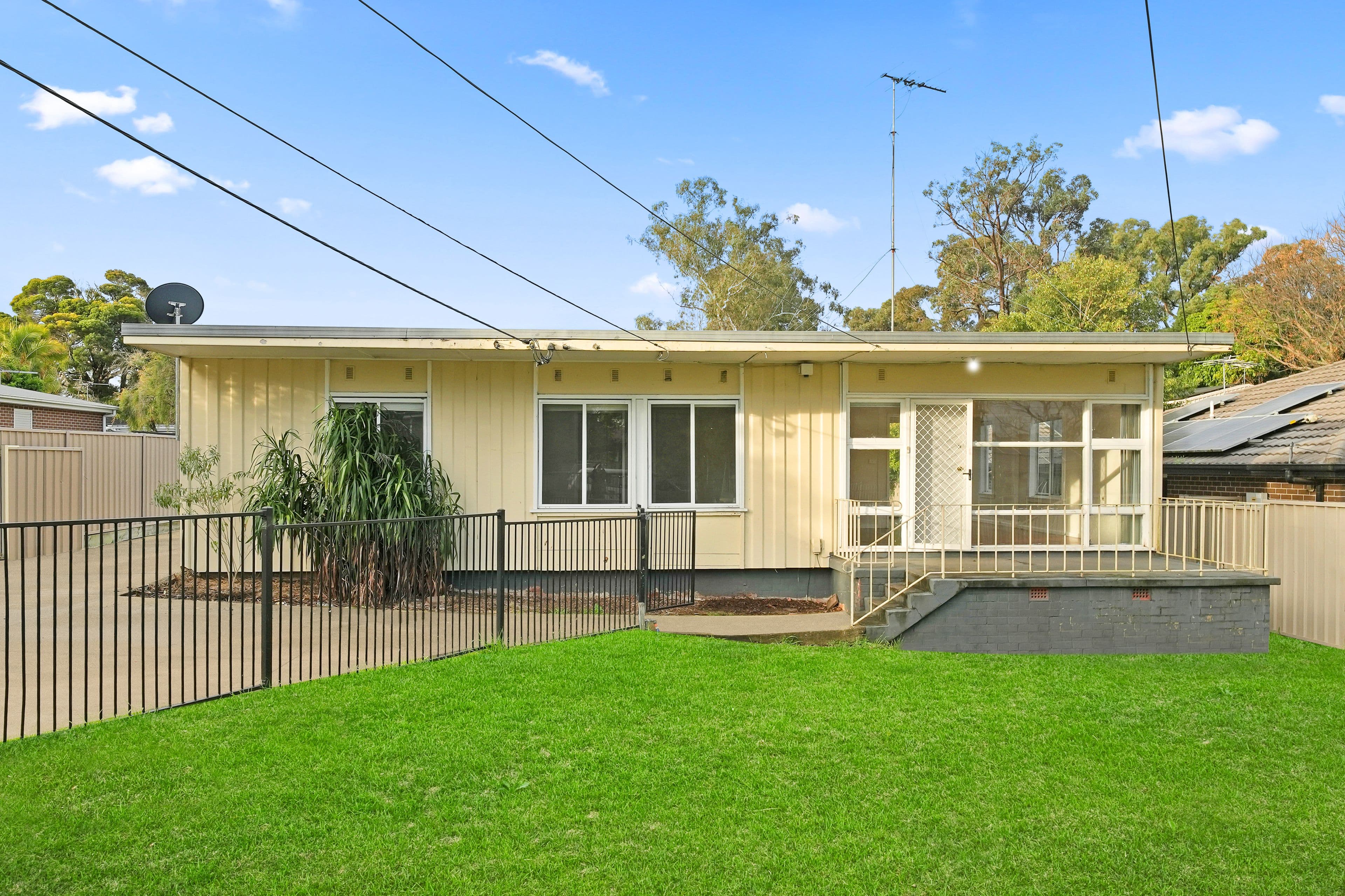 43 Lucena Crescent, Lethbridge Park NSW 2770, Lethbridge Park - Image 1