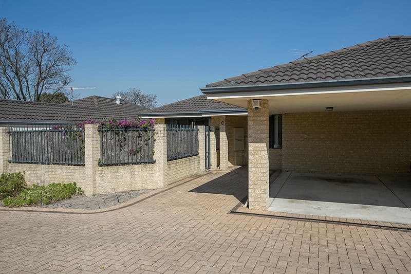 69 Upton Street, ST JAMES WA 6102, St James - Thumbnail 2