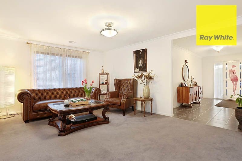 72 Middleton Drive, Point Cook VIC 3030, Point Cook - Thumbnail 3