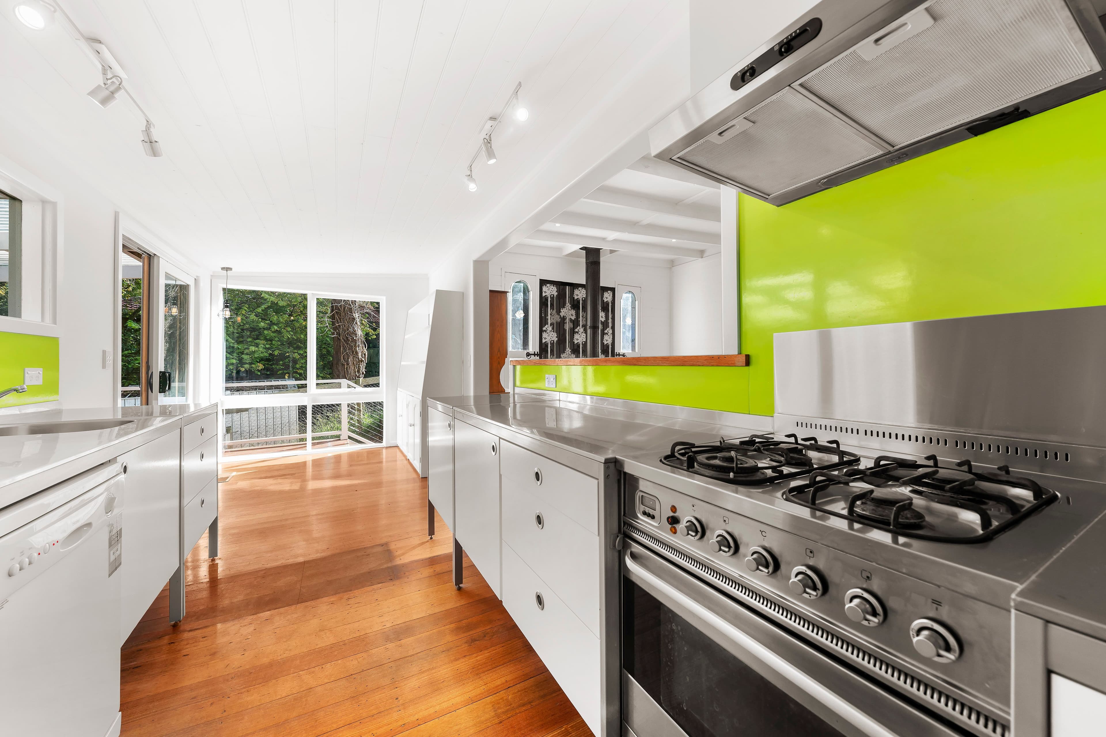 102 David Hill Road, Monbulk VIC 3793, Monbulk - Thumbnail 5
