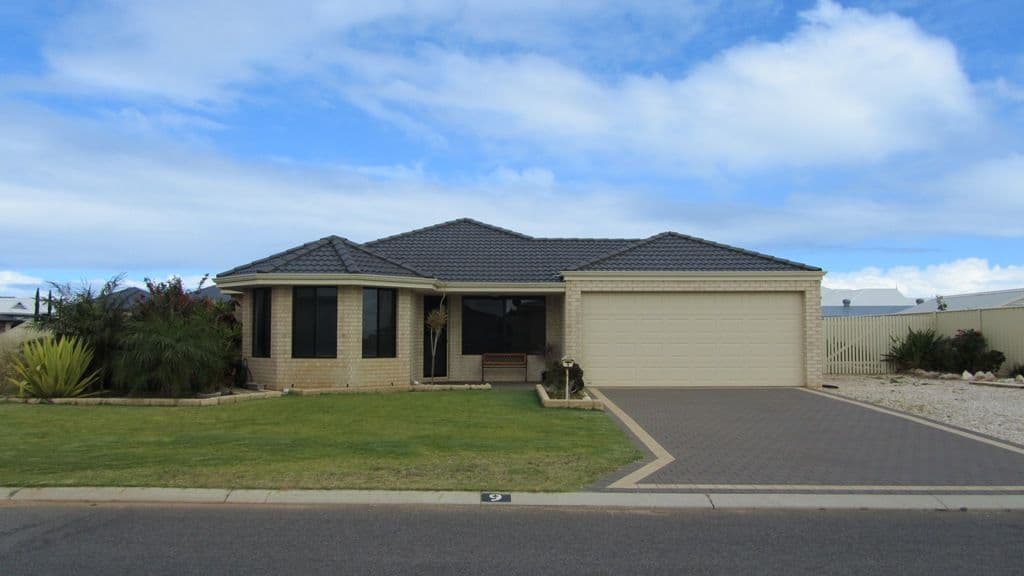 9 Brittania Parade, WANDINA WA 6530, Wandina - Image 1