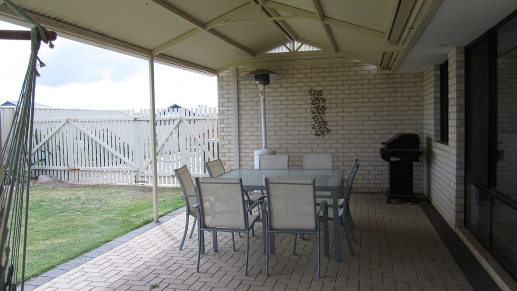 9 Brittania Parade, WANDINA WA 6530, Wandina - Thumbnail 8