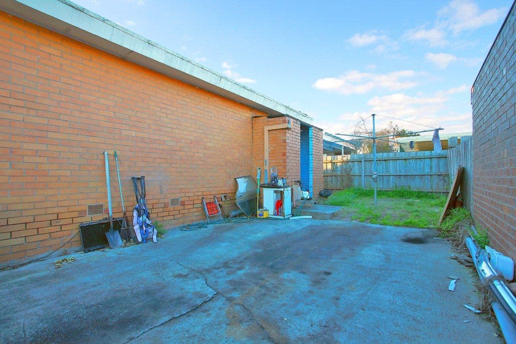 1A Larbert Road, NOBLE PARK VIC 3174, Noble Park - Thumbnail 2
