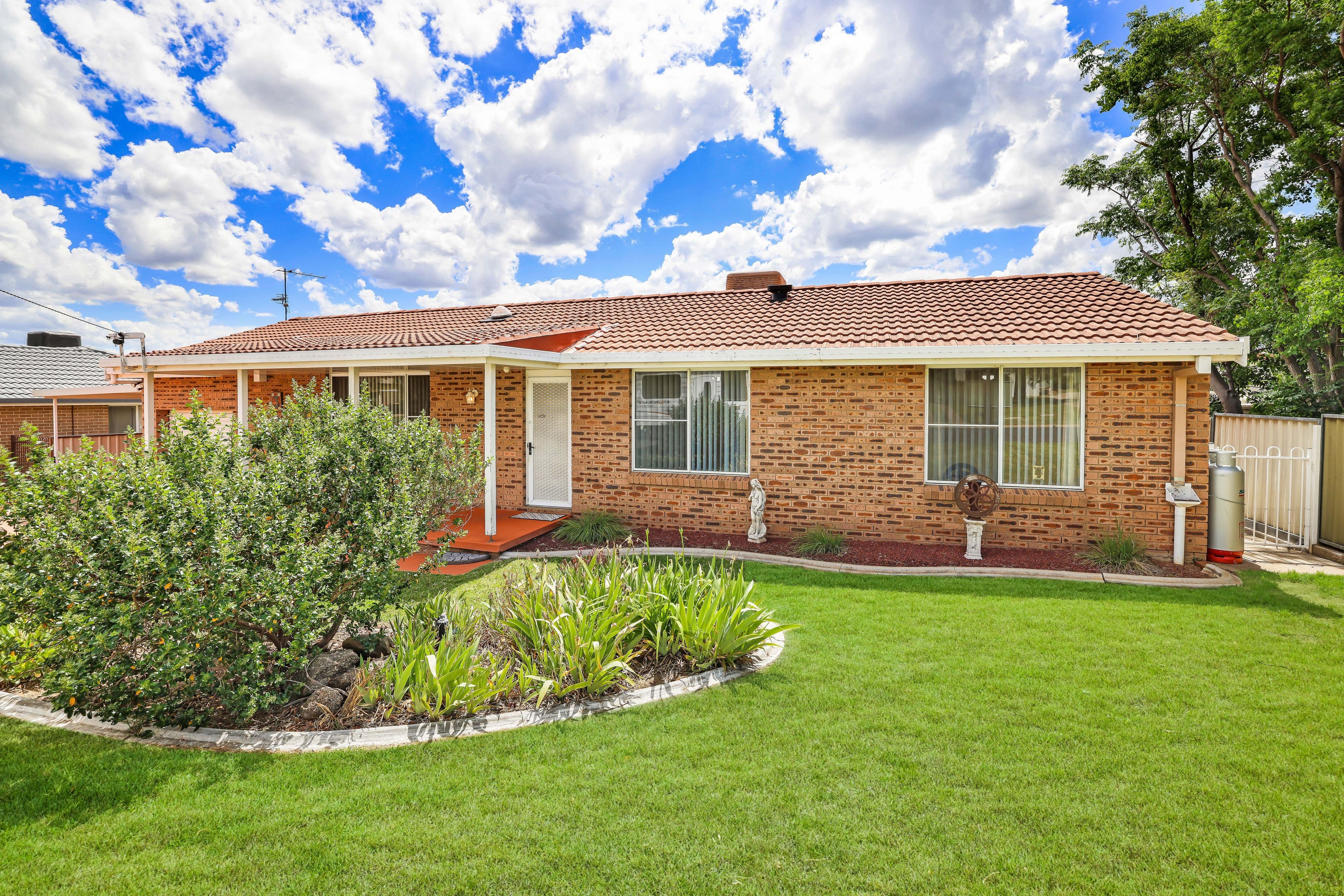 3 Karenvar Avenue, Tamworth NSW 2340, Calala - Image 1