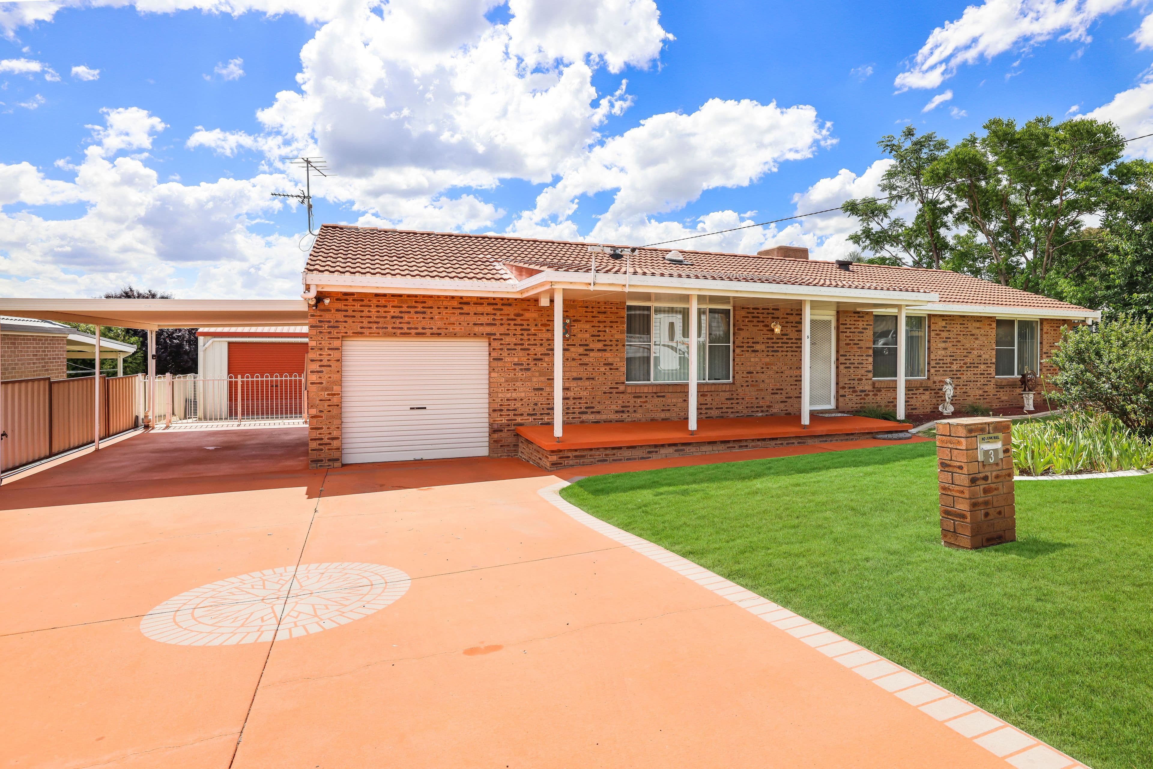 3 Karenvar Avenue, Tamworth NSW 2340, Calala - Thumbnail 2