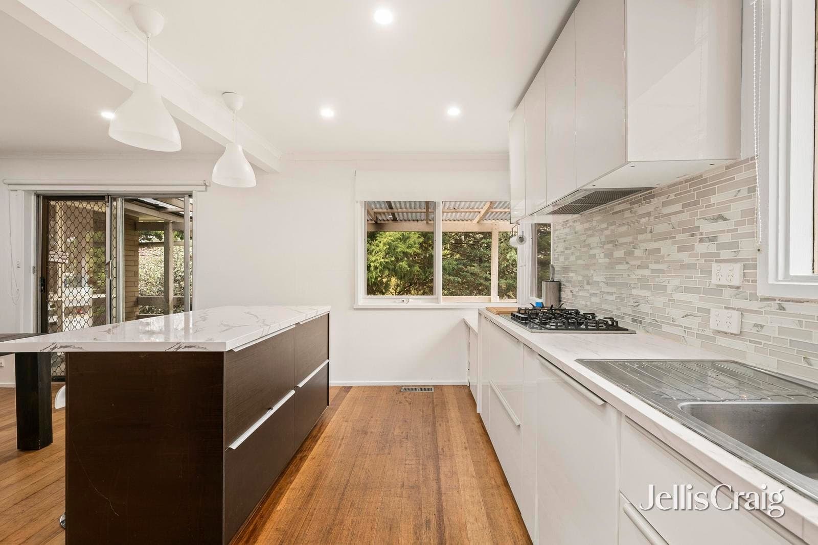 24 Orrong Road, Mooroolbark, Mooroolbark - Thumbnail 3