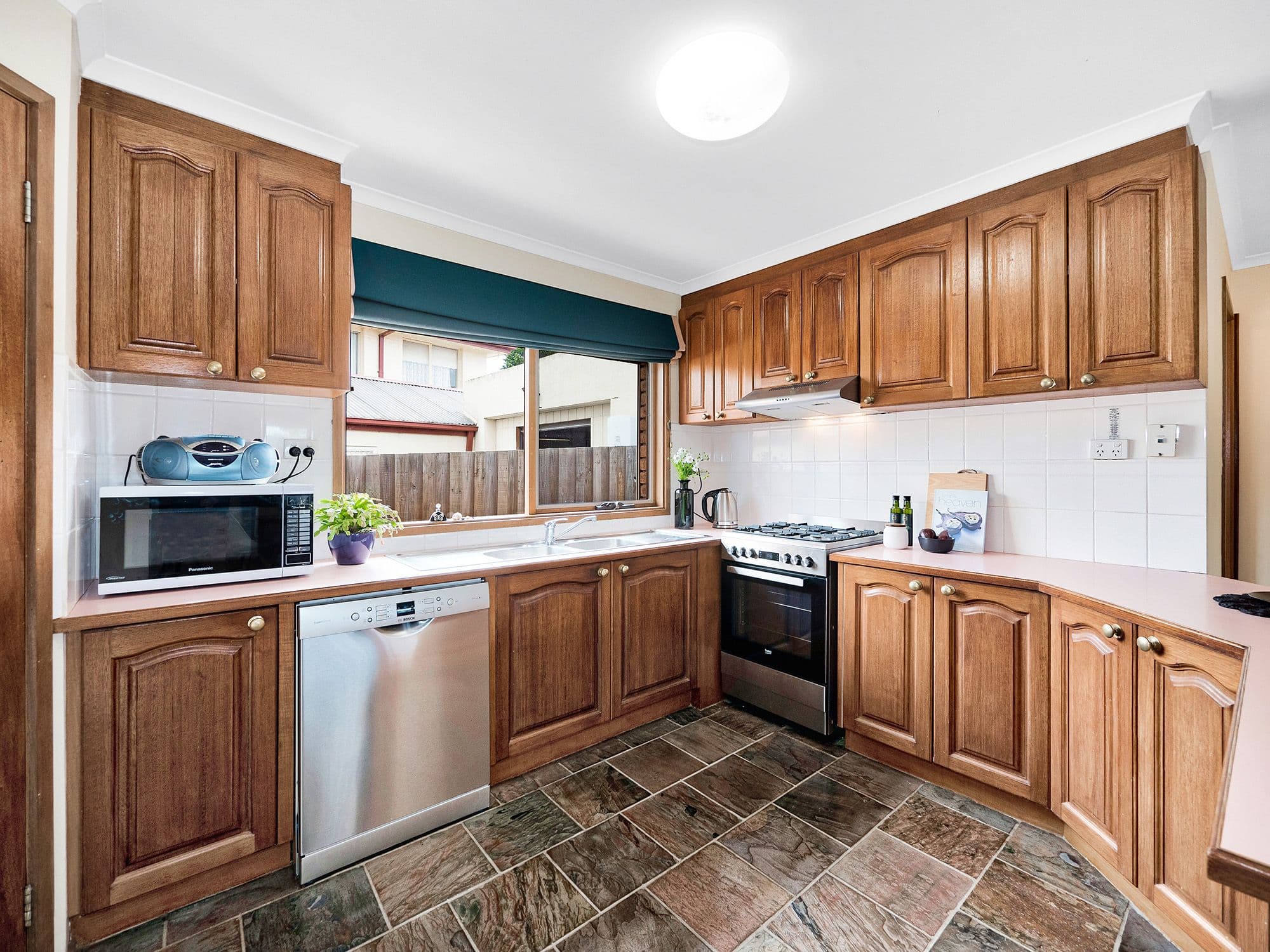 26 Denham Crescent, Cranbourne North VIC 3977, Cranbourne North - Thumbnail 6