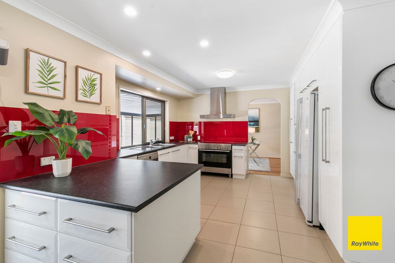 10 Lewisham Court, Birkdale QLD 4159, Birkdale - Thumbnail 3