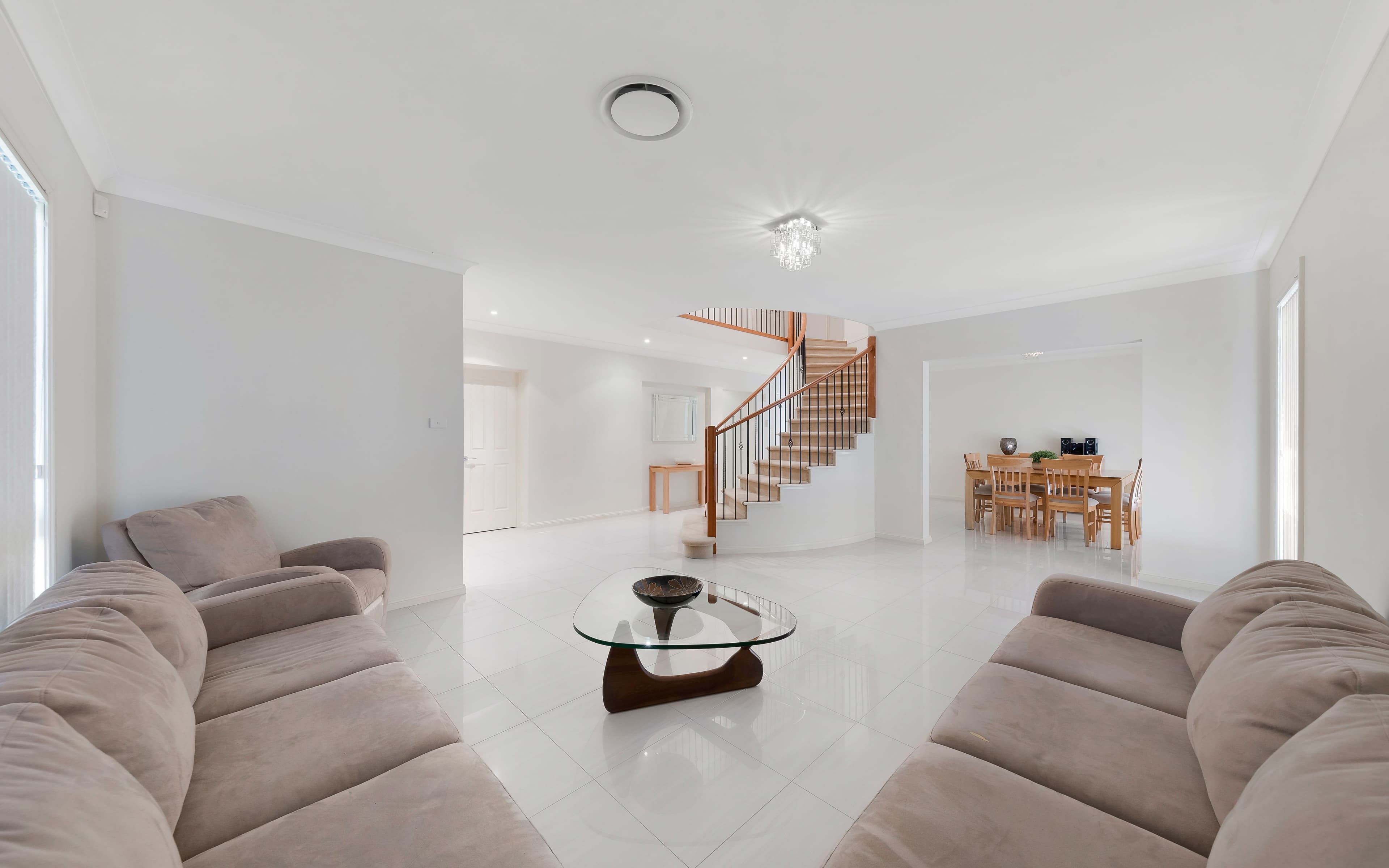 4 Forbes Way, Macquarie Links NSW 2565, Macquarie Links - Thumbnail 2