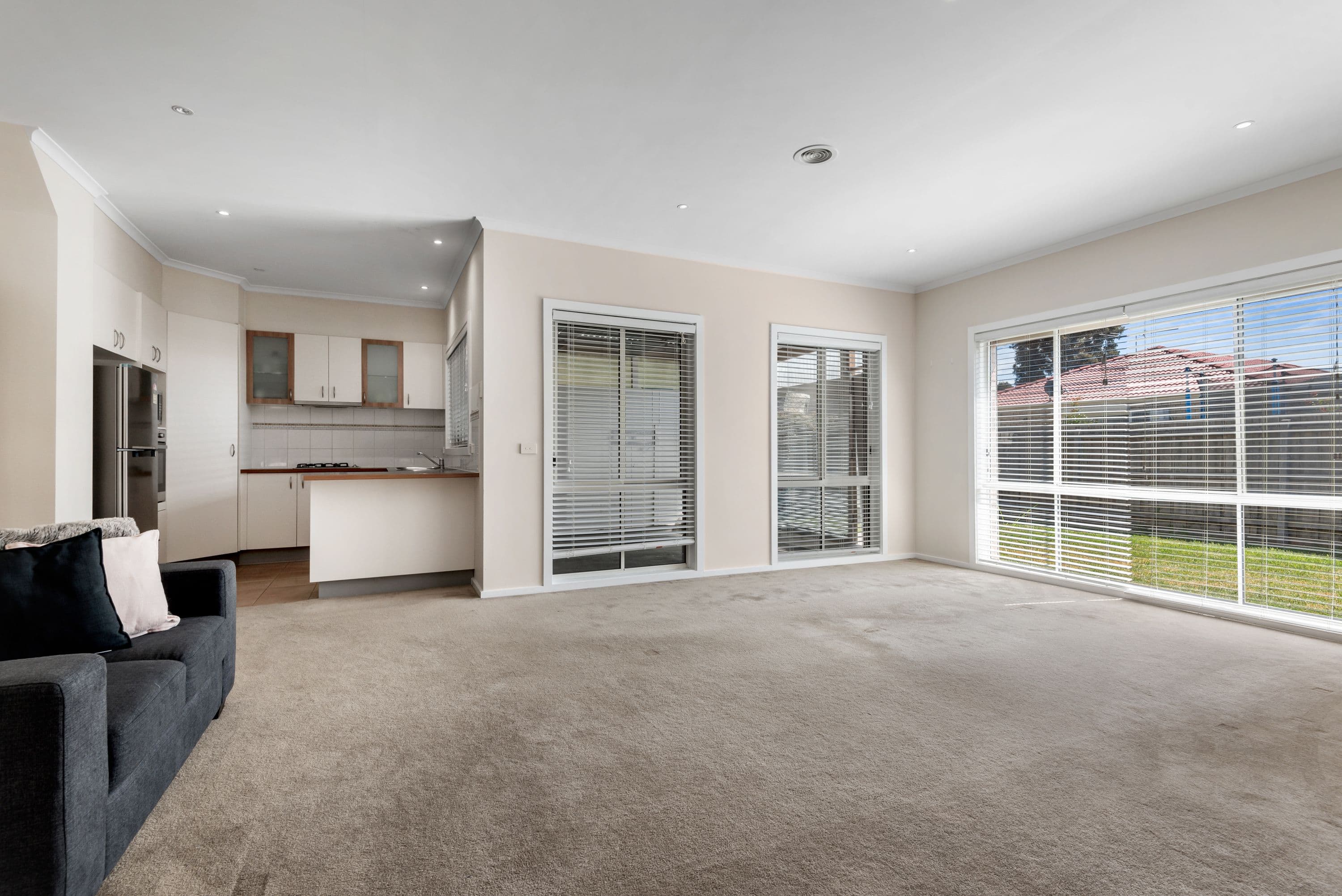 31 Amberlea Circuit, Taylors Hill VIC 3037, Taylors Hill - Thumbnail 3