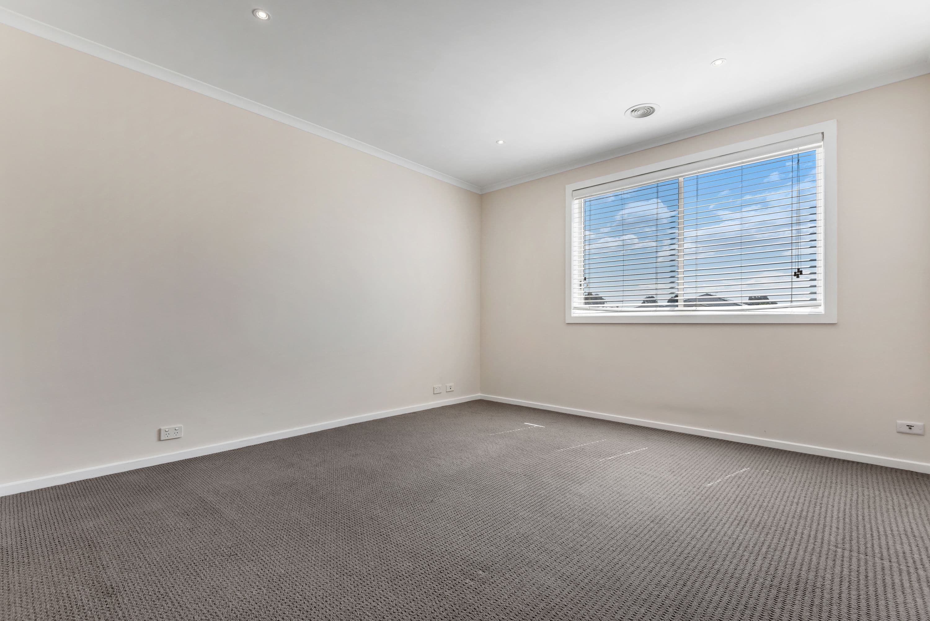31 Amberlea Circuit, Taylors Hill VIC 3037, Taylors Hill - Thumbnail 5