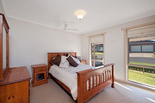 30 Rongoa Drive, WARRNAMBOOL VIC 3280, Warrnambool - Thumbnail 4