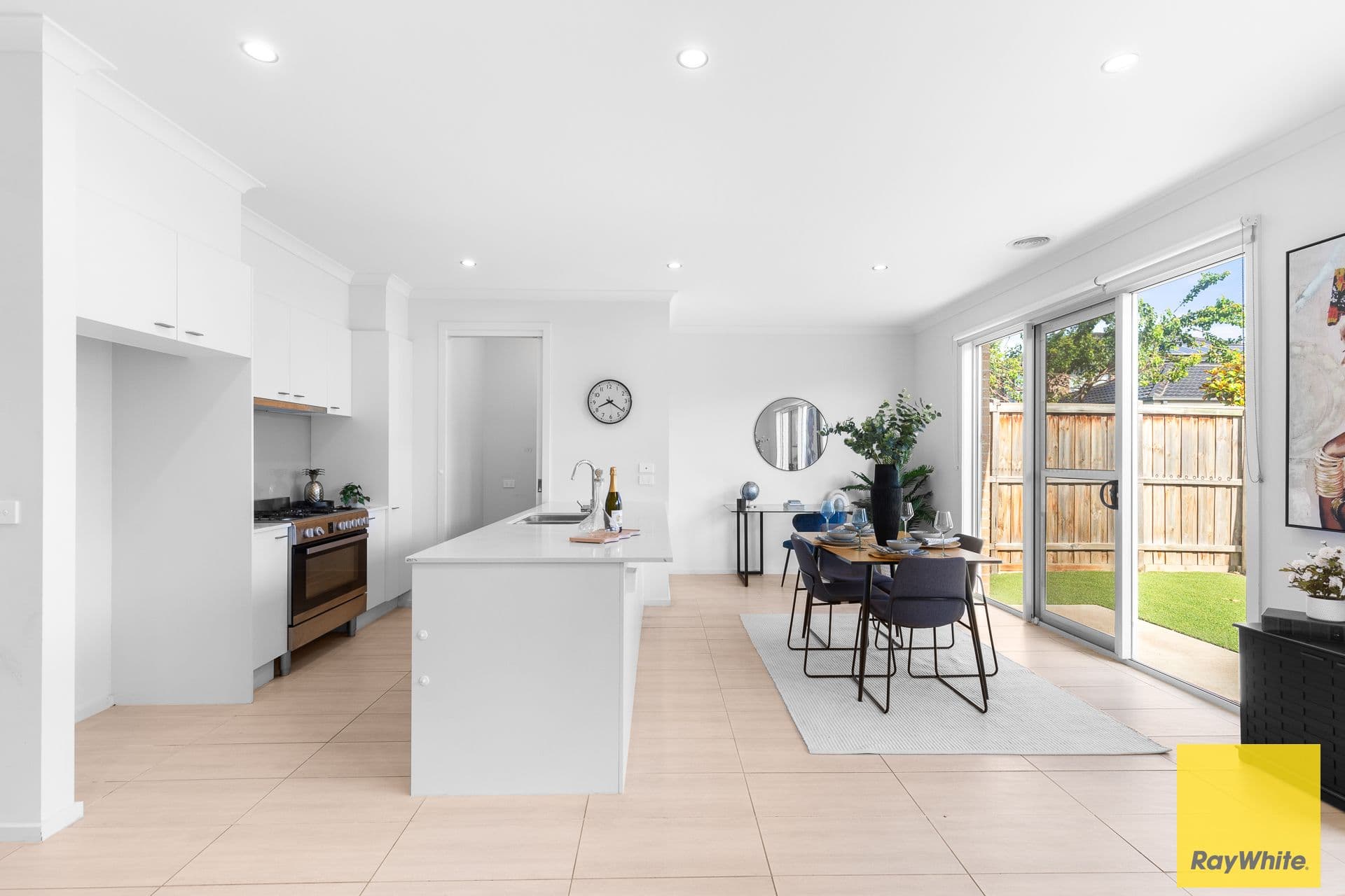 9 Woolshed Drive, Truganina VIC 3029, Truganina - Thumbnail 2