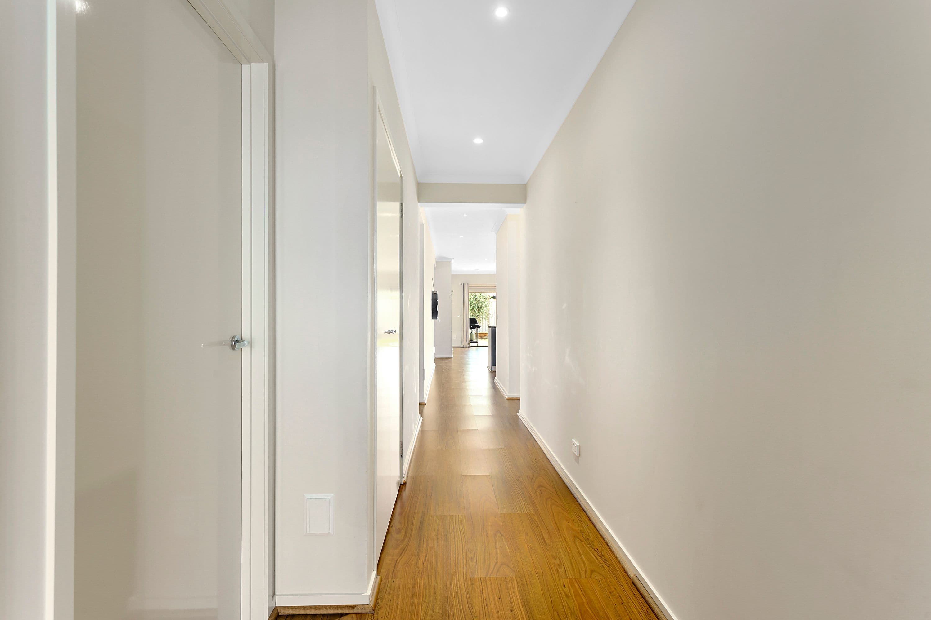 9 Margitta Lane, Pakenham VIC 3810, Pakenham - Thumbnail 8
