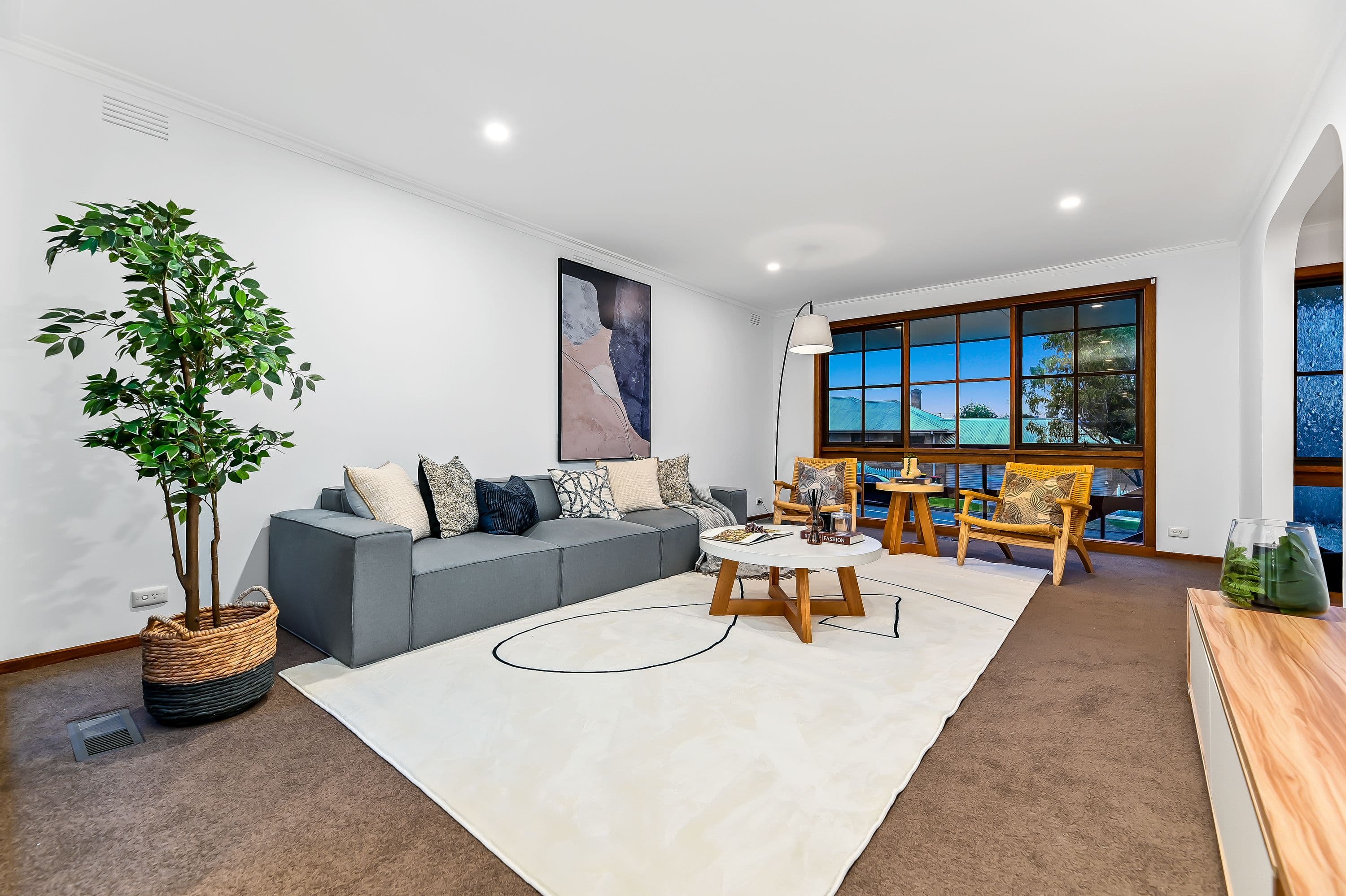 4 Haversham Avenue, Wheelers Hill VIC 3150, Wheelers Hill - Thumbnail 2