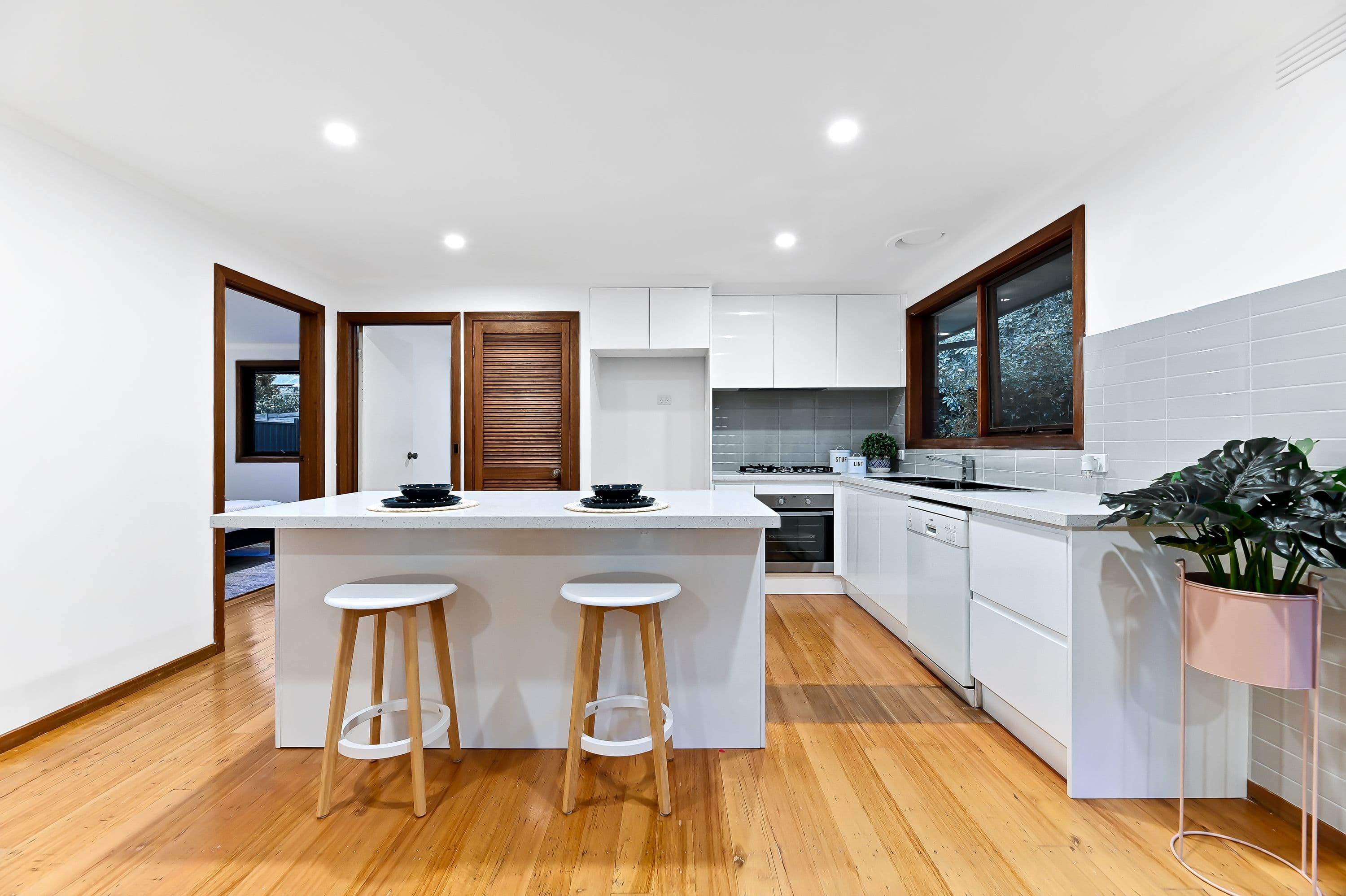 4 Haversham Avenue, Wheelers Hill VIC 3150, Wheelers Hill - Thumbnail 5