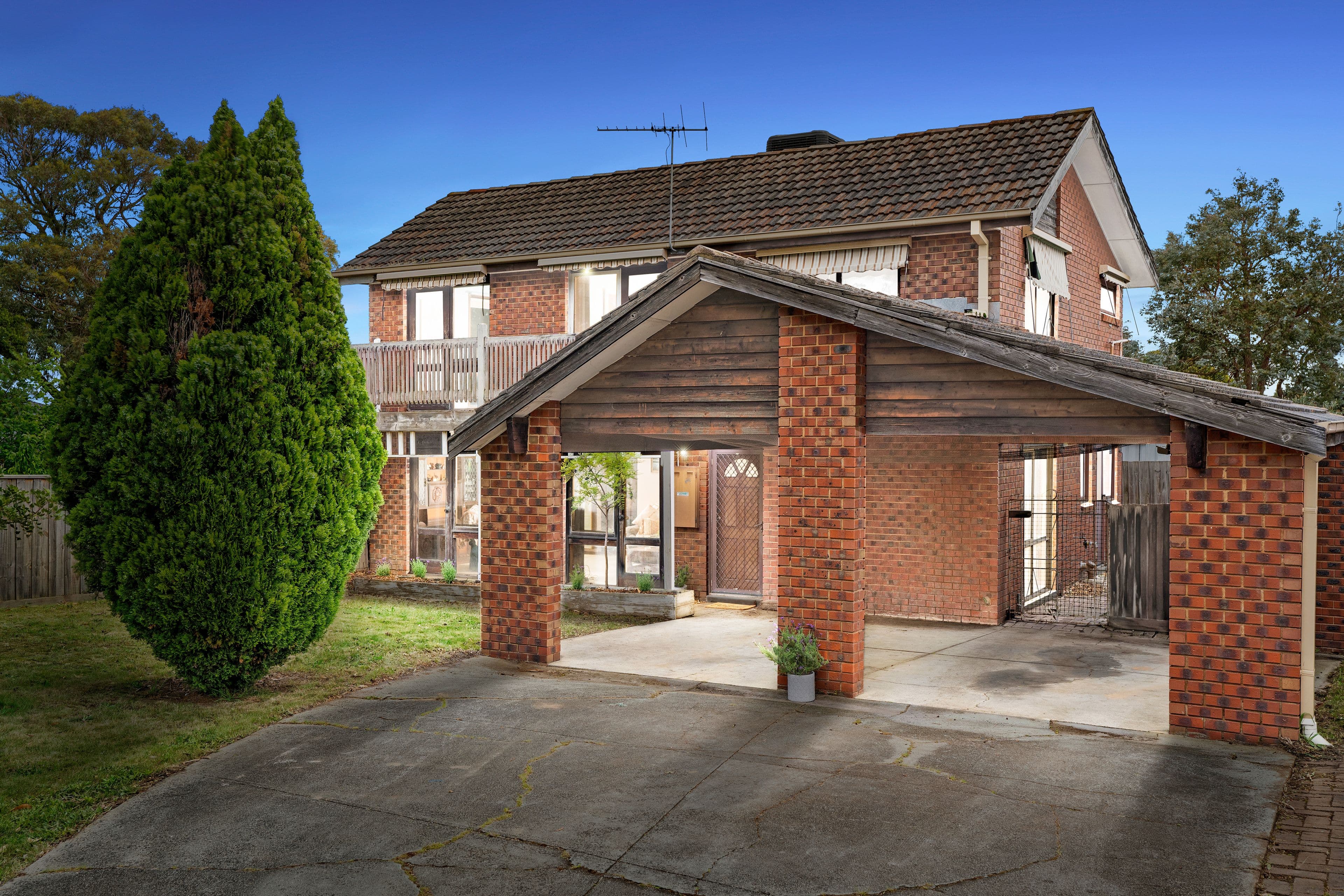 10 Collendina Crescent, Scoresby VIC 3179, Scoresby - Image 1