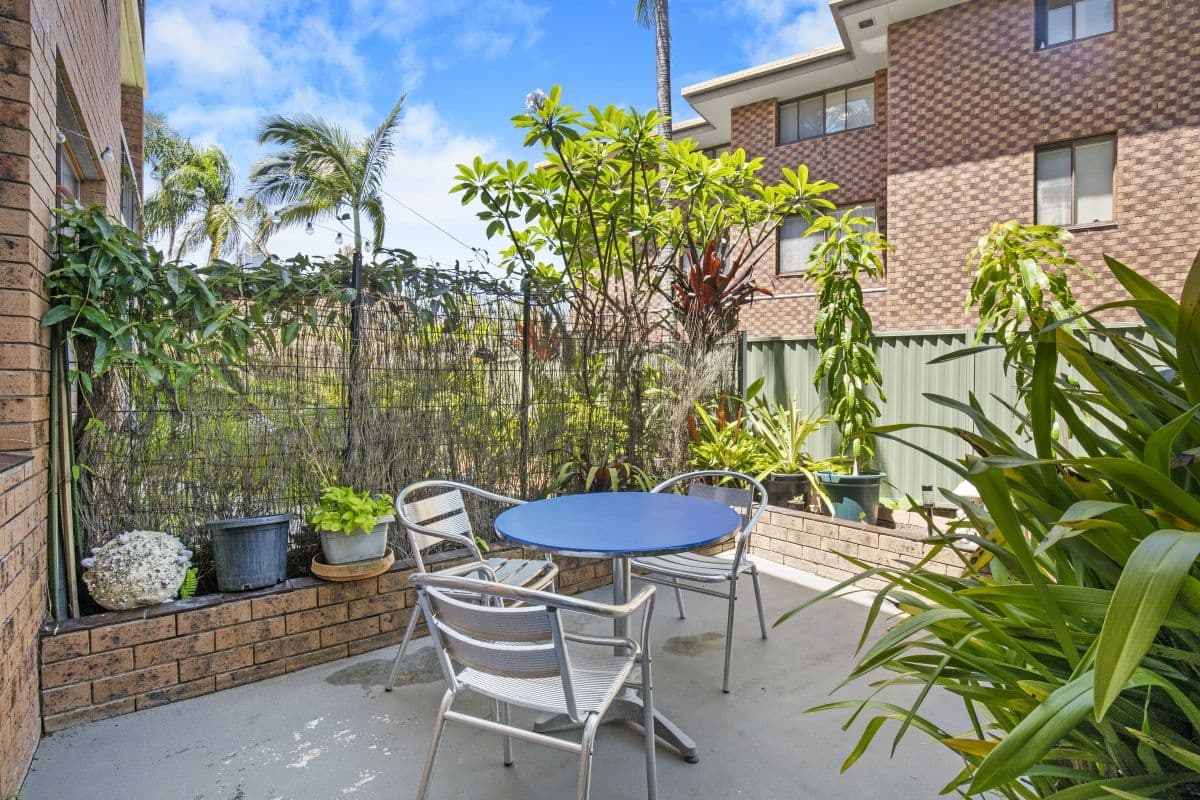 4 Rosewood Avenue, Broadbeach QLD 4218, Broadbeach - Thumbnail 3