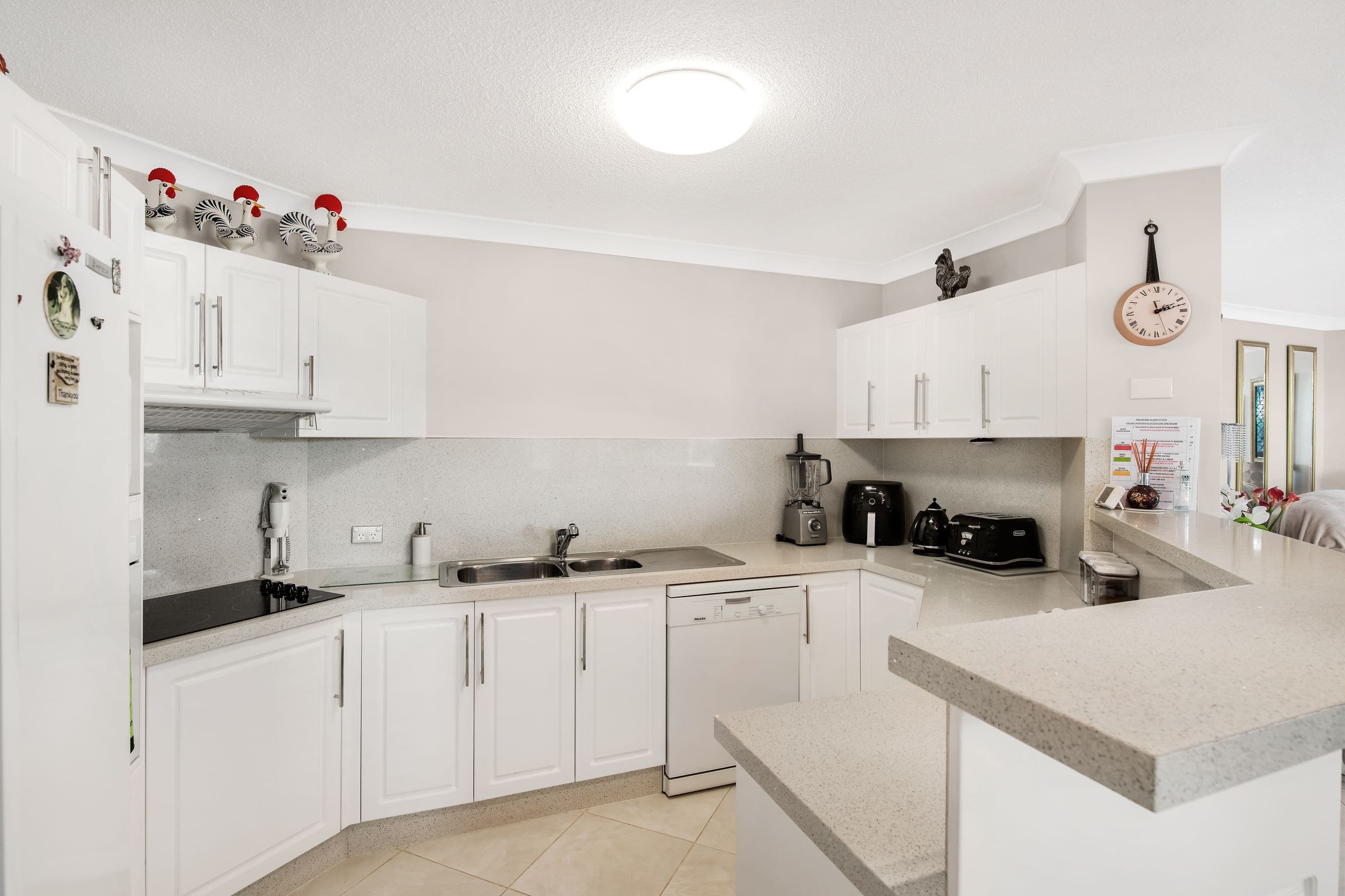 69 Marine Parade, Redcliffe QLD 4020, Redcliffe - Thumbnail 4