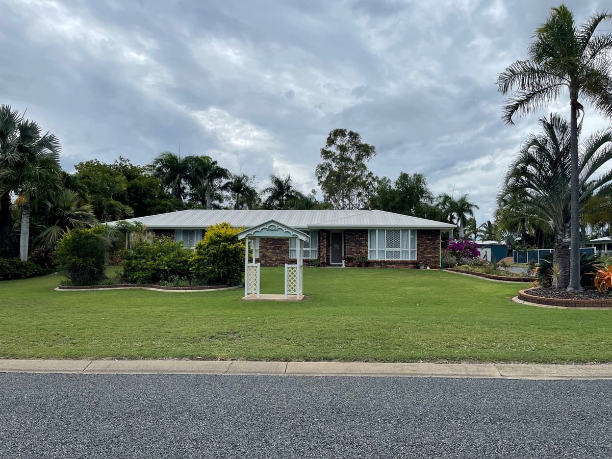 13 Brady Close, Glenlee QLD, Glenlee - Image 1