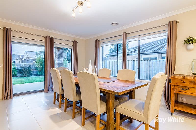 5 Brockman Street, Cranbourne East VIC 3977, Cranbourne East - Thumbnail 8