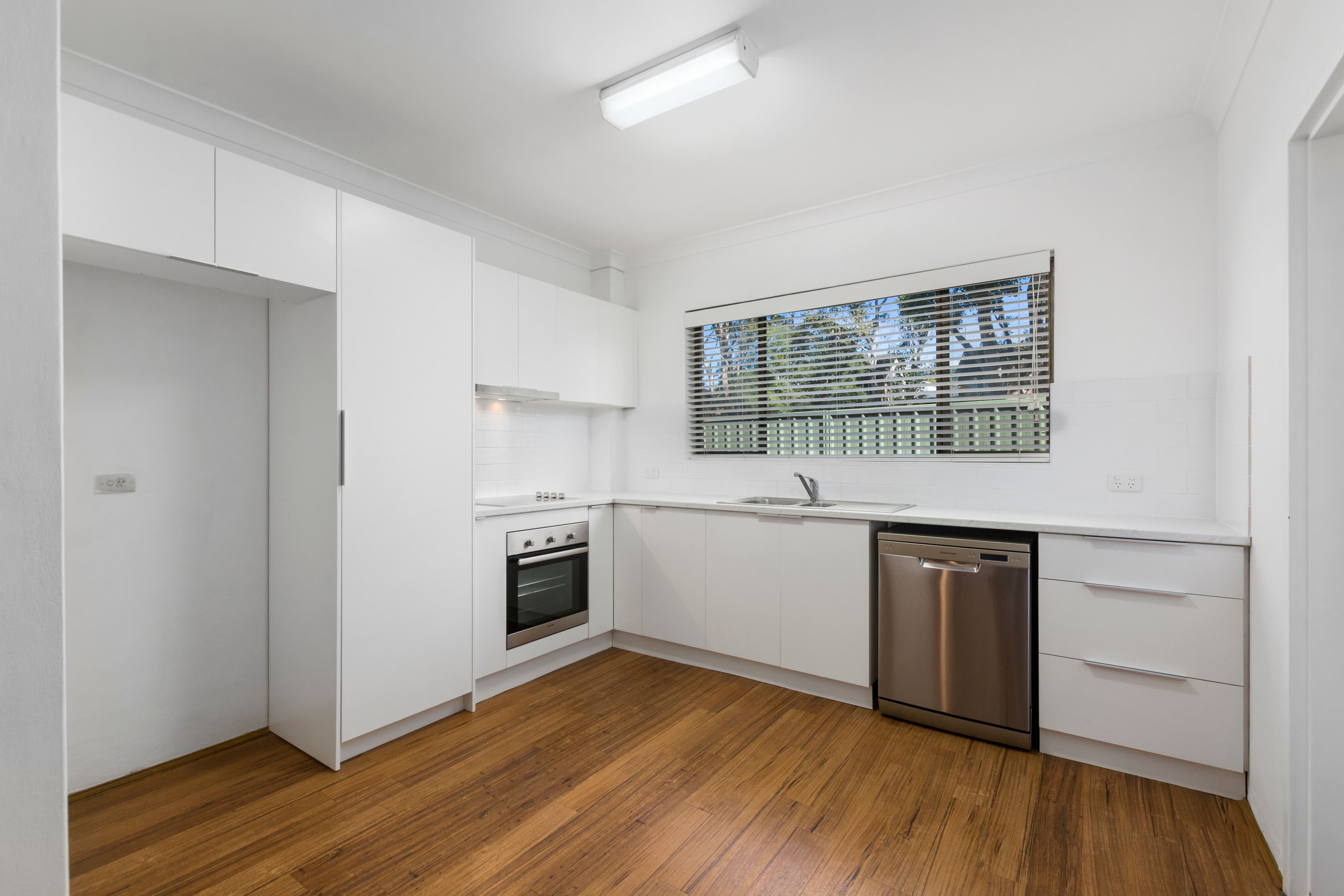 2 The Avenue, Corrimal NSW 2518, Corrimal - Thumbnail 2