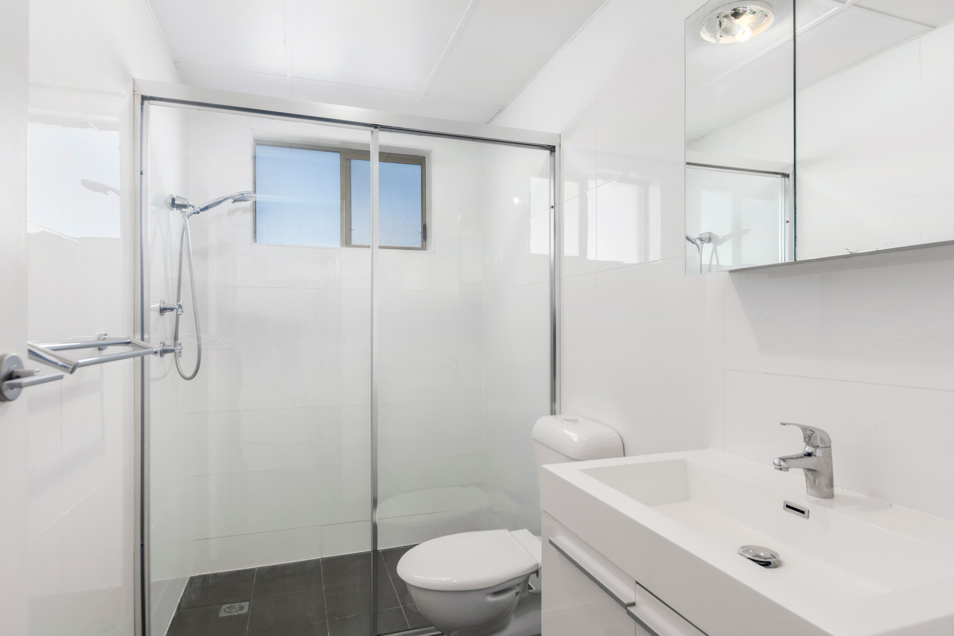2 The Avenue, Corrimal NSW 2518, Corrimal - Thumbnail 4