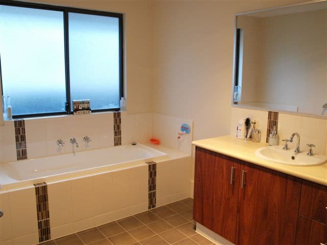 42 Webster Street, MOUNT BARKER WA 6324, Mount Barker - Thumbnail 4