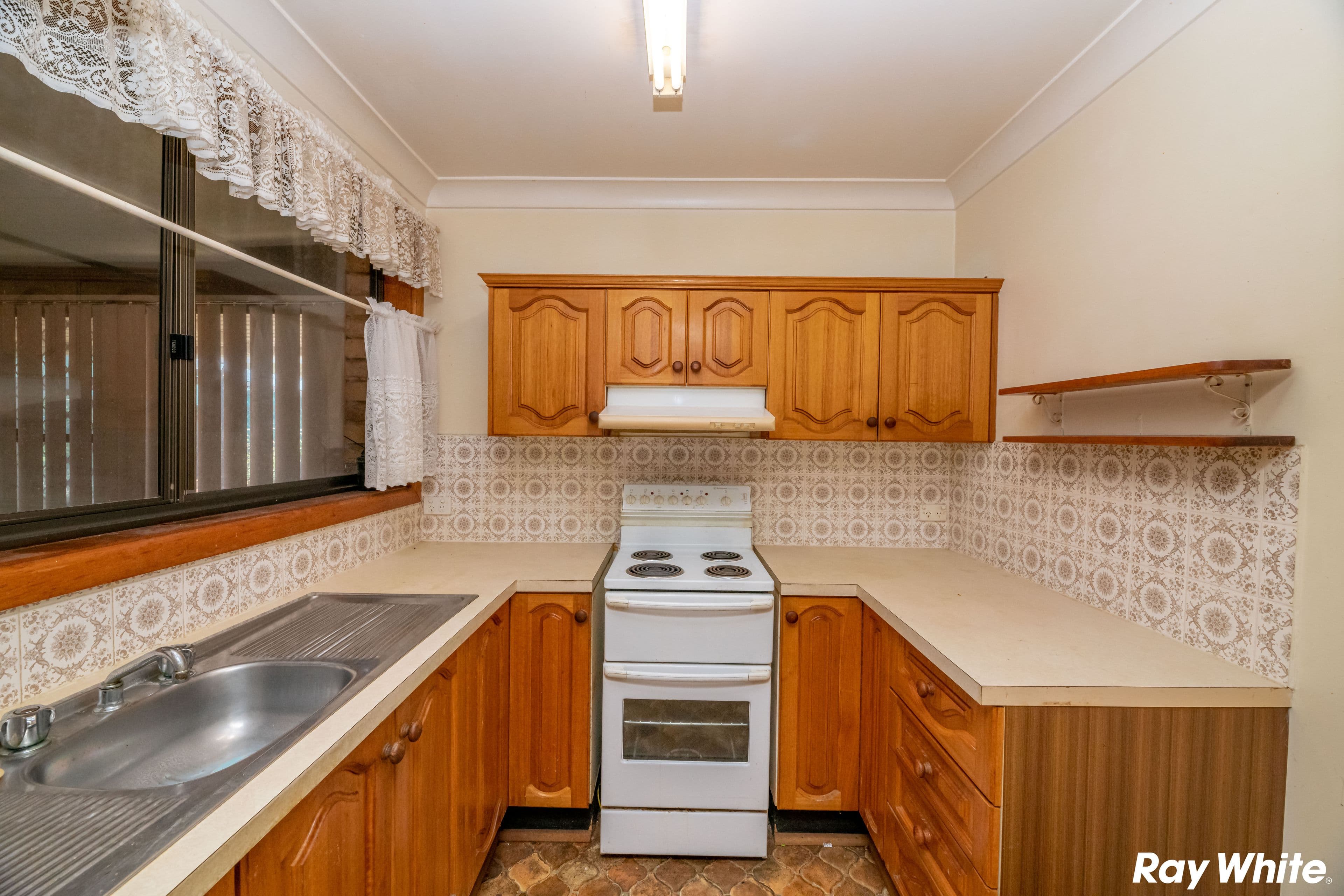 2/18 Susella Crescent, Tuncurry NSW 2428, Tuncurry - Thumbnail 2