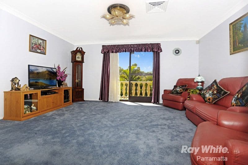 12 Rosewood Drive, Greystanes NSW 2145, Greystanes - Thumbnail 4