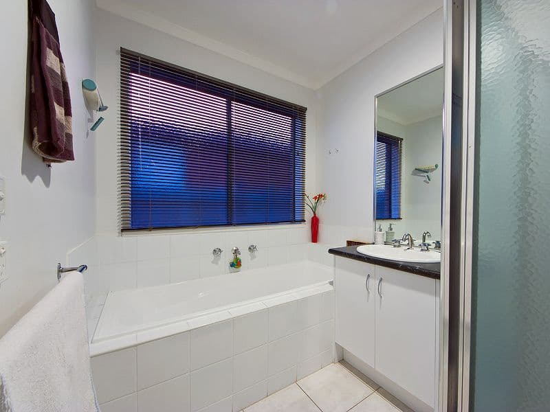 17 Flora Way, TARNEIT VIC 3029, Tarneit - Thumbnail 7