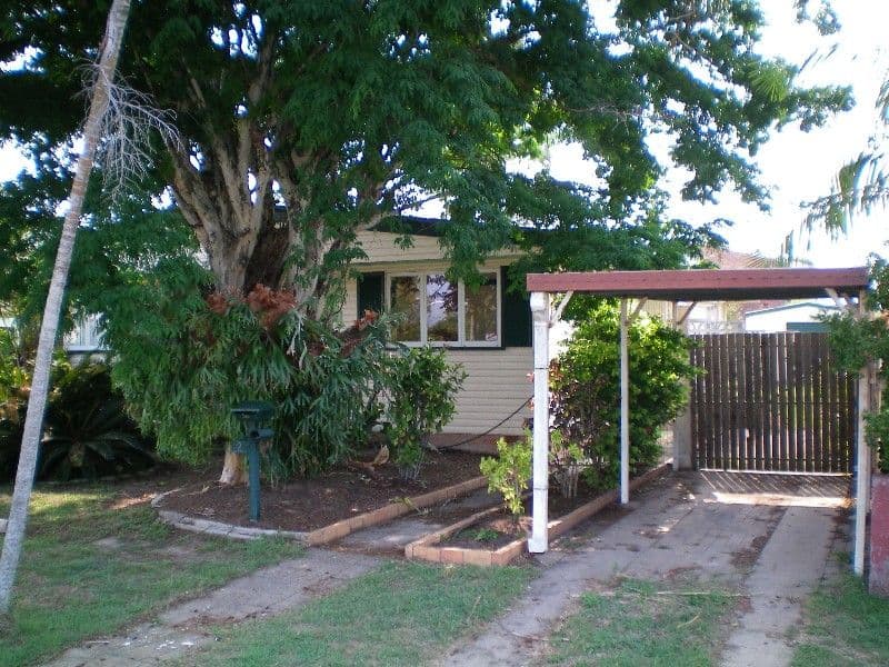 2 McMurtrie Street, SVENSSON HEIGHTS QLD 4670, Svensson Heights - Thumbnail 2