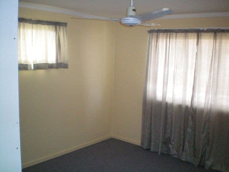 2 McMurtrie Street, SVENSSON HEIGHTS QLD 4670, Svensson Heights - Thumbnail 6