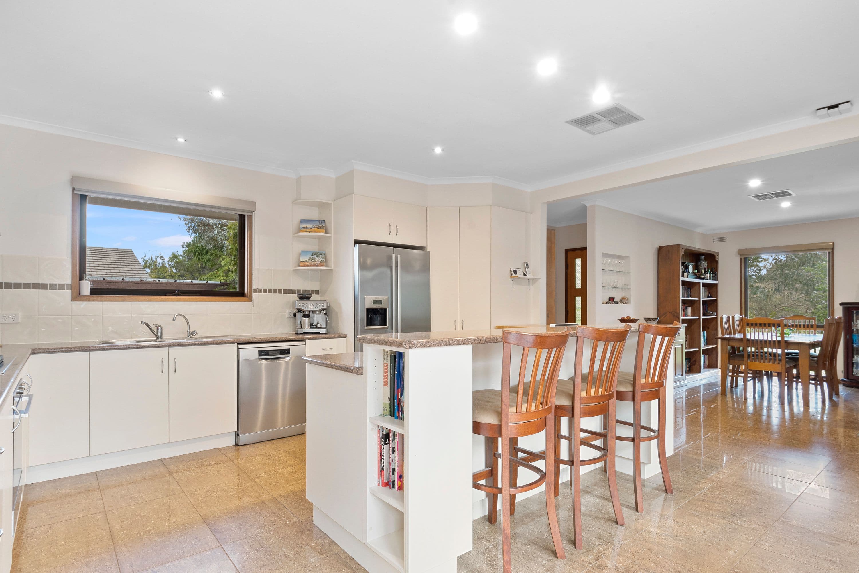 48 Milton Avenue, Spring Gully VIC 3550, Spring Gully - Thumbnail 7