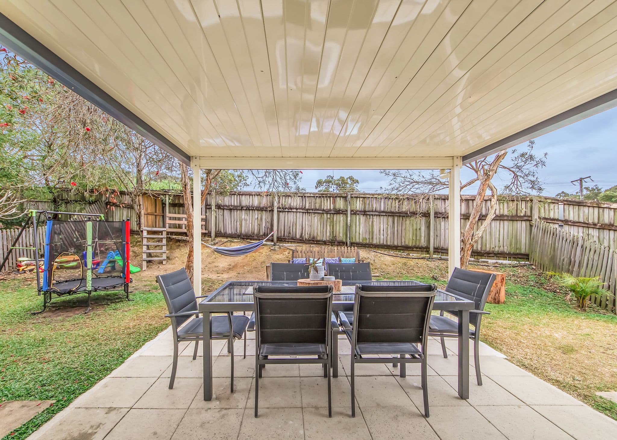 279 Cotlew Street West, Ashmore QLD 4214, Ashmore - Thumbnail 2